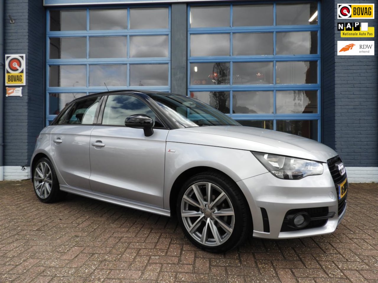 Audi A1 Sportback - 1.2 TFSI Admired 1.2 TFSI Admired - AutoWereld.nl