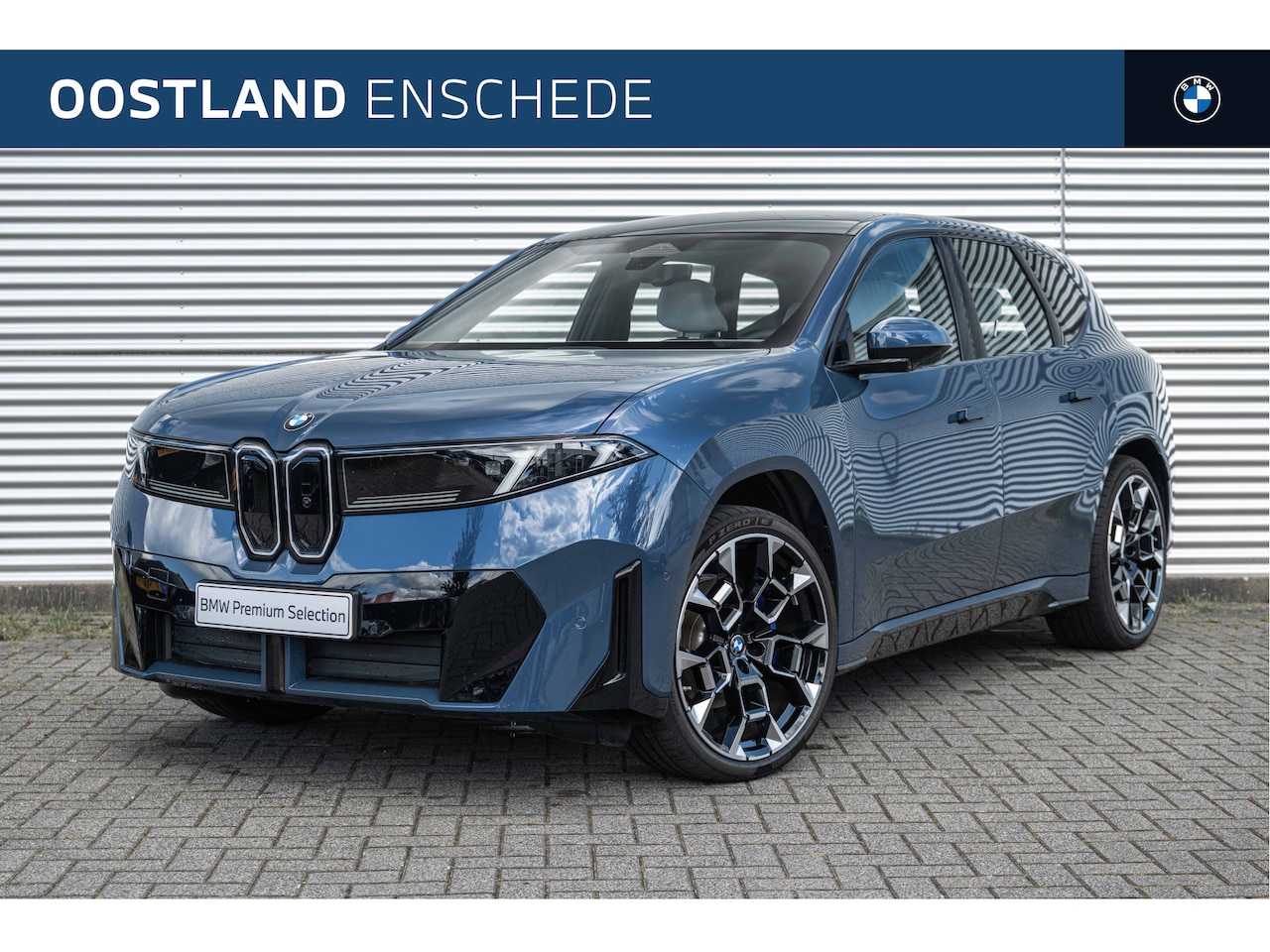 BMW iX3 - 50 xDrive M Sport / Trekhaak / Panoramadak / Iconic Glow / Harman-Kardon / Head-Up / Stoel - AutoWereld.nl