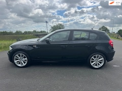 BMW 1-serie - 116i Business Line