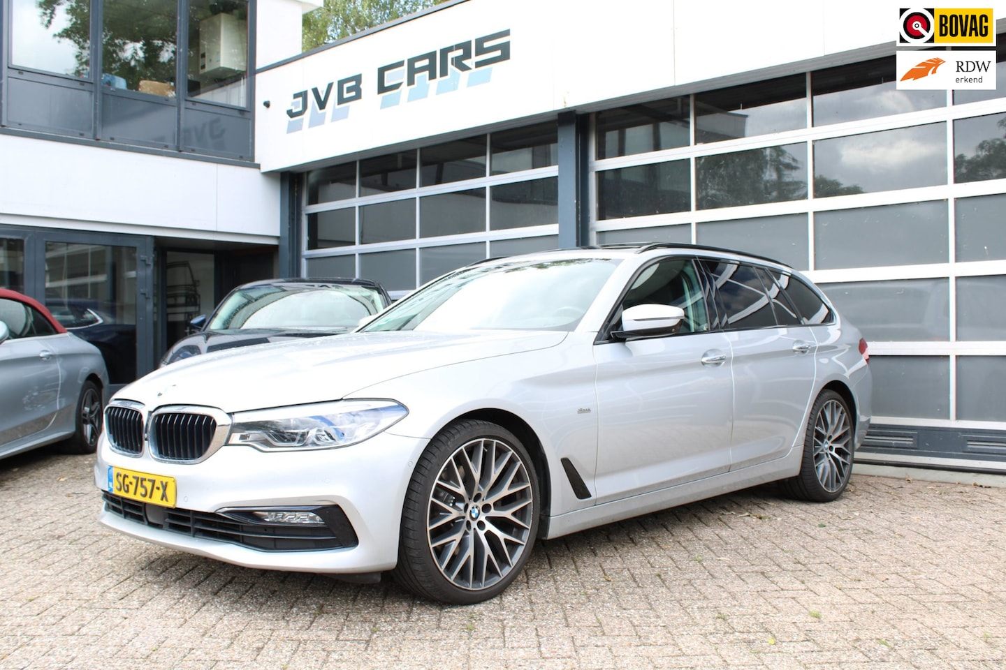 BMW 5-serie Touring - 520d High Executive 520d High Executive - AutoWereld.nl