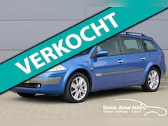Renault Mégane Grand Tour - 2.0-16V Privilège Luxe