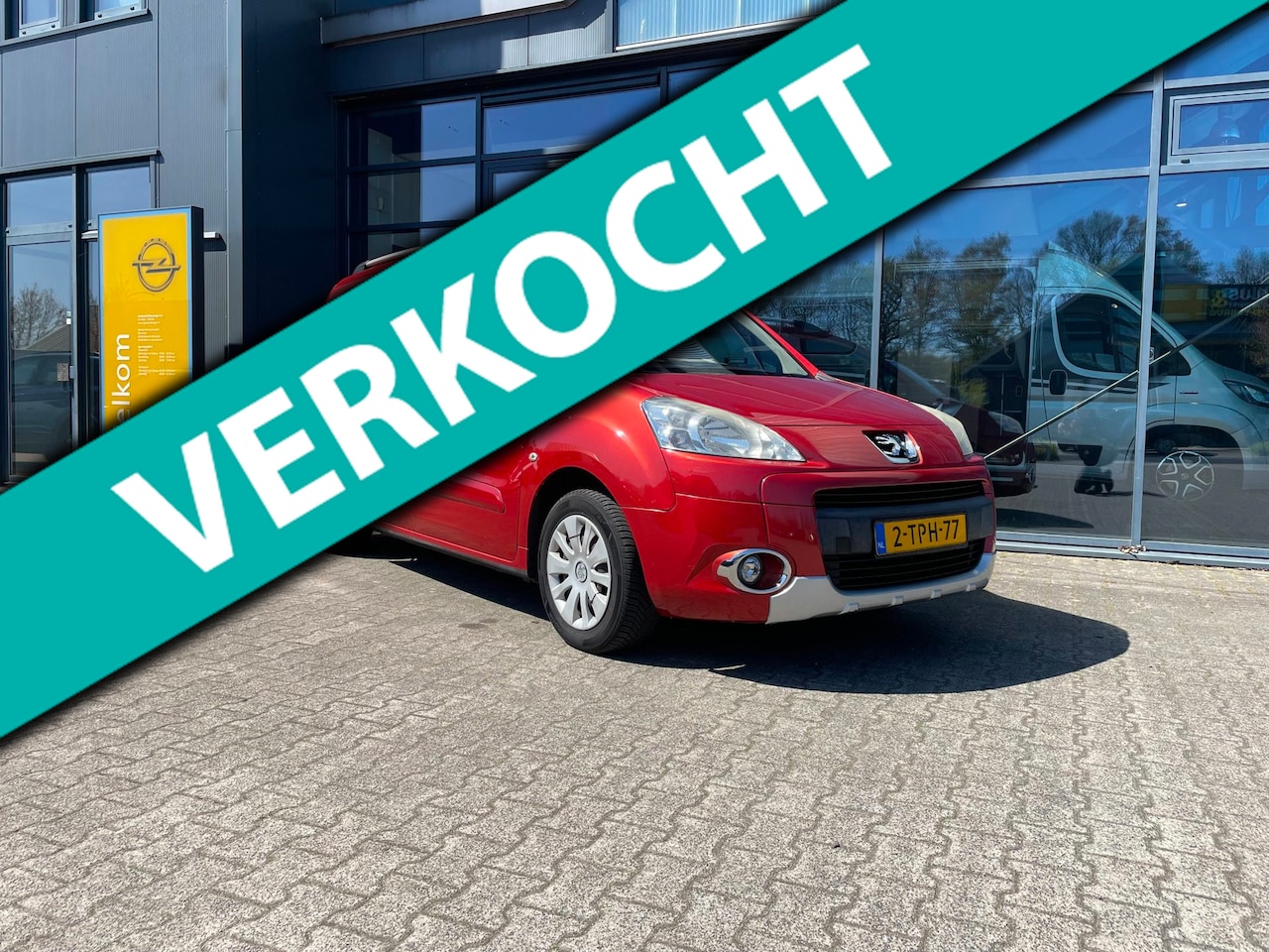 Peugeot Partner Tepee - 1.6 XT trekhaak Airco ECC Cruice Controle - AutoWereld.nl