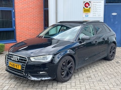 Audi A3 Sportback - 1.4 TFSI Ambition Pro Line S | panoramadak |
