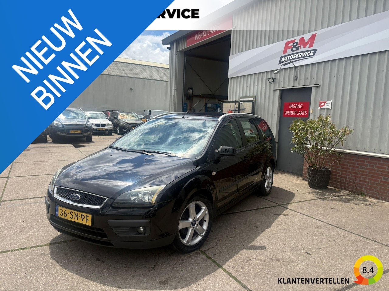 Ford Focus Wagon - 1.6-16V Futura Airco, trekhaak, geinig voor weinig - AutoWereld.nl