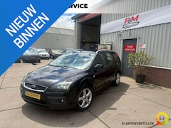 Ford Focus Wagon - 1.6-16V Futura Airco, trekhaak, geinig voor weinig