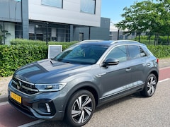 Volkswagen T-Roc - 1.5 TSI R-Line Business+ Automaat Navigatie Stoel-verwarming Cruise/climate-control