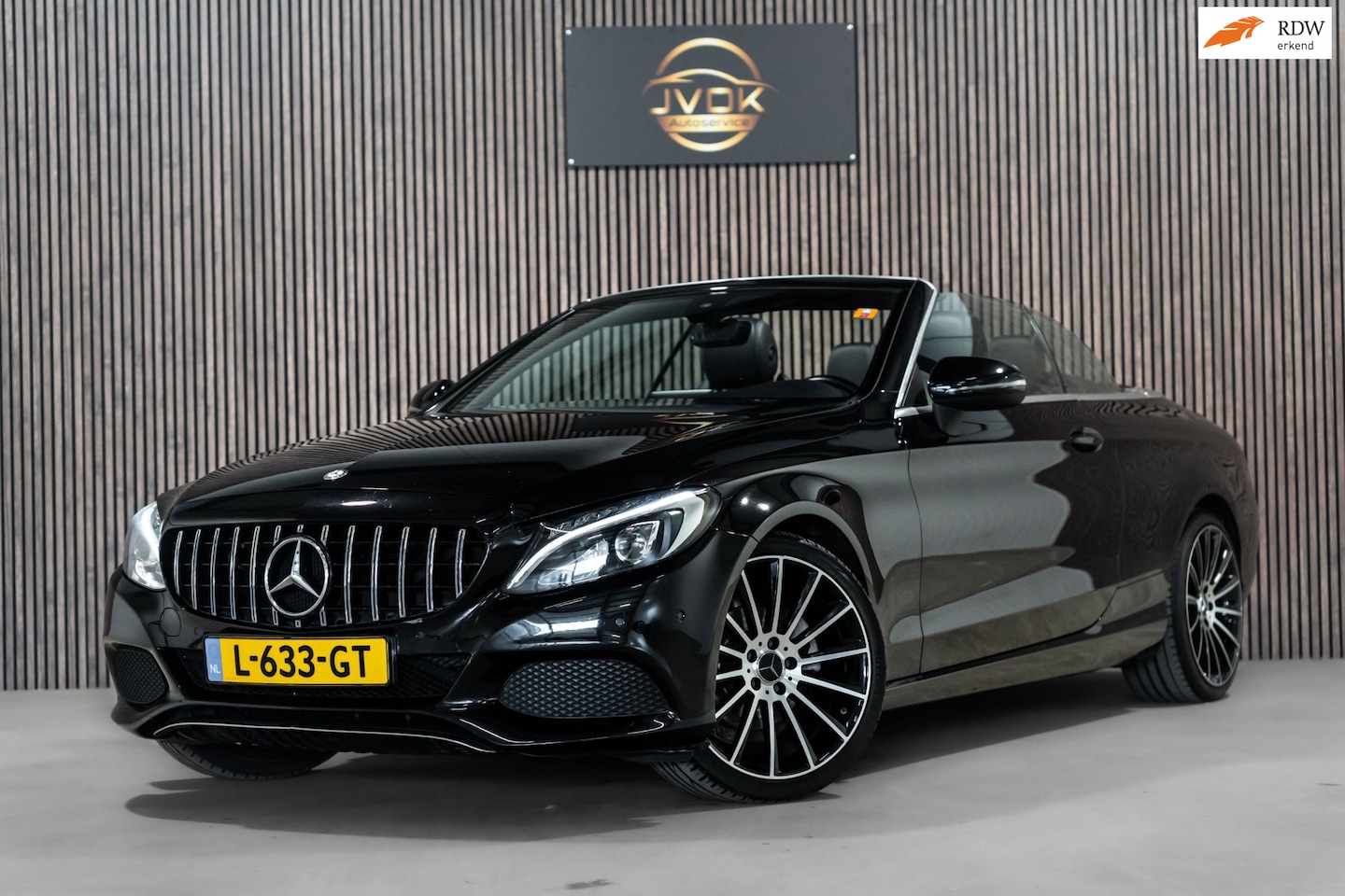Mercedes-Benz C-klasse Cabrio - 180 AMG Pakket LED BUR - AutoWereld.nl