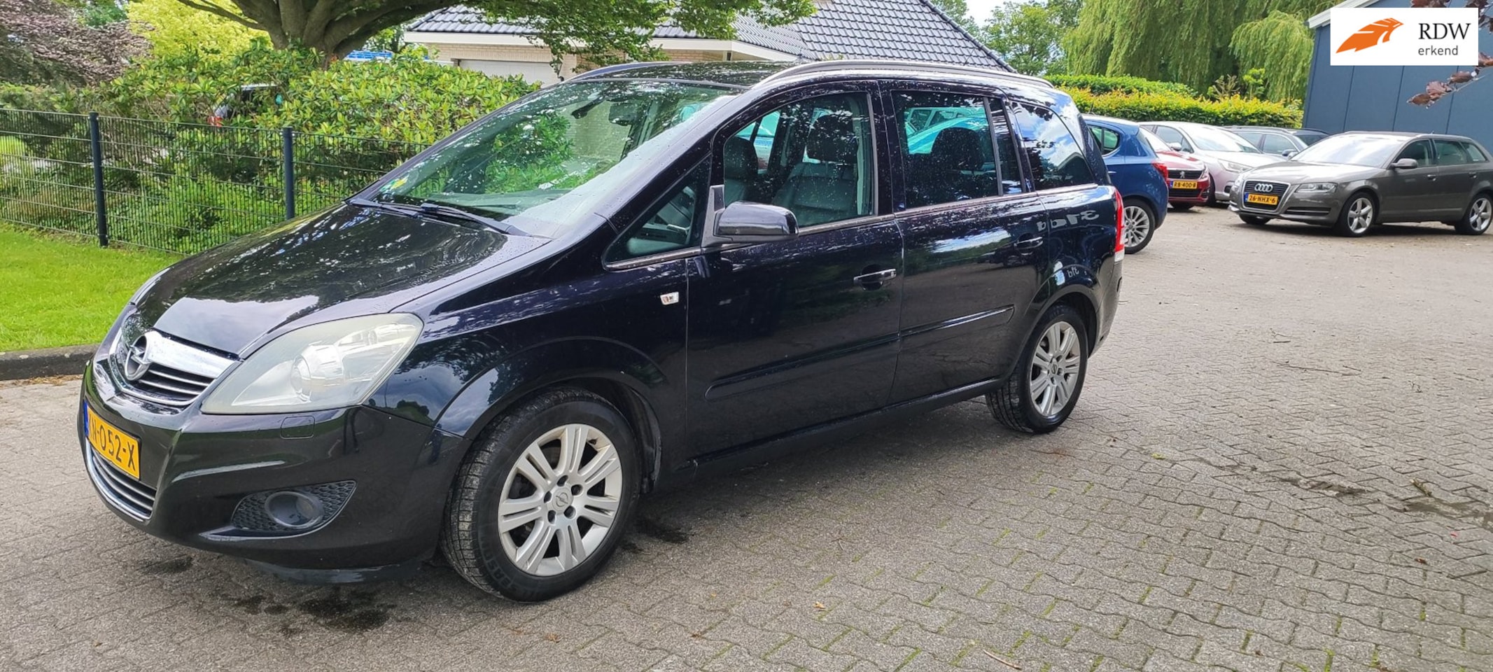 Opel Zafira - 1.8 Executive bj 2009 7 persoons airco - AutoWereld.nl