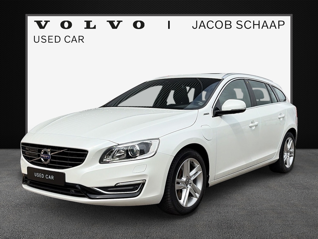 Volvo V60 - 2.4 D6 AWD Plug-In Hybrid Summum / Achteruitrijcamera / Panoramadak / volledig dealer onde - AutoWereld.nl