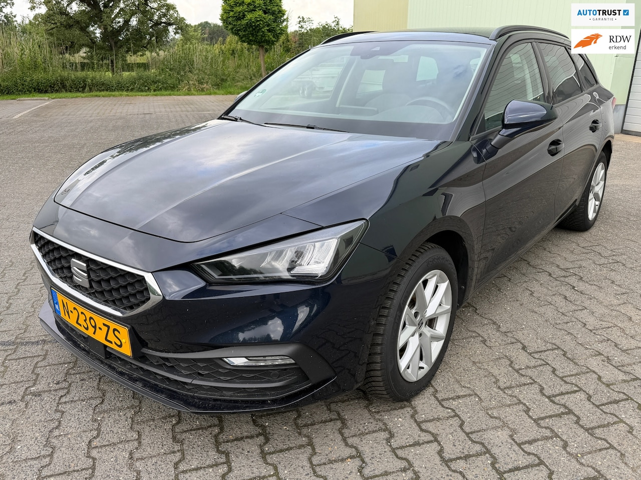 SEAT Leon Sportstourer - 1.0 TSI Style Business Intense | Navigatie | Lm Velgen - AutoWereld.nl