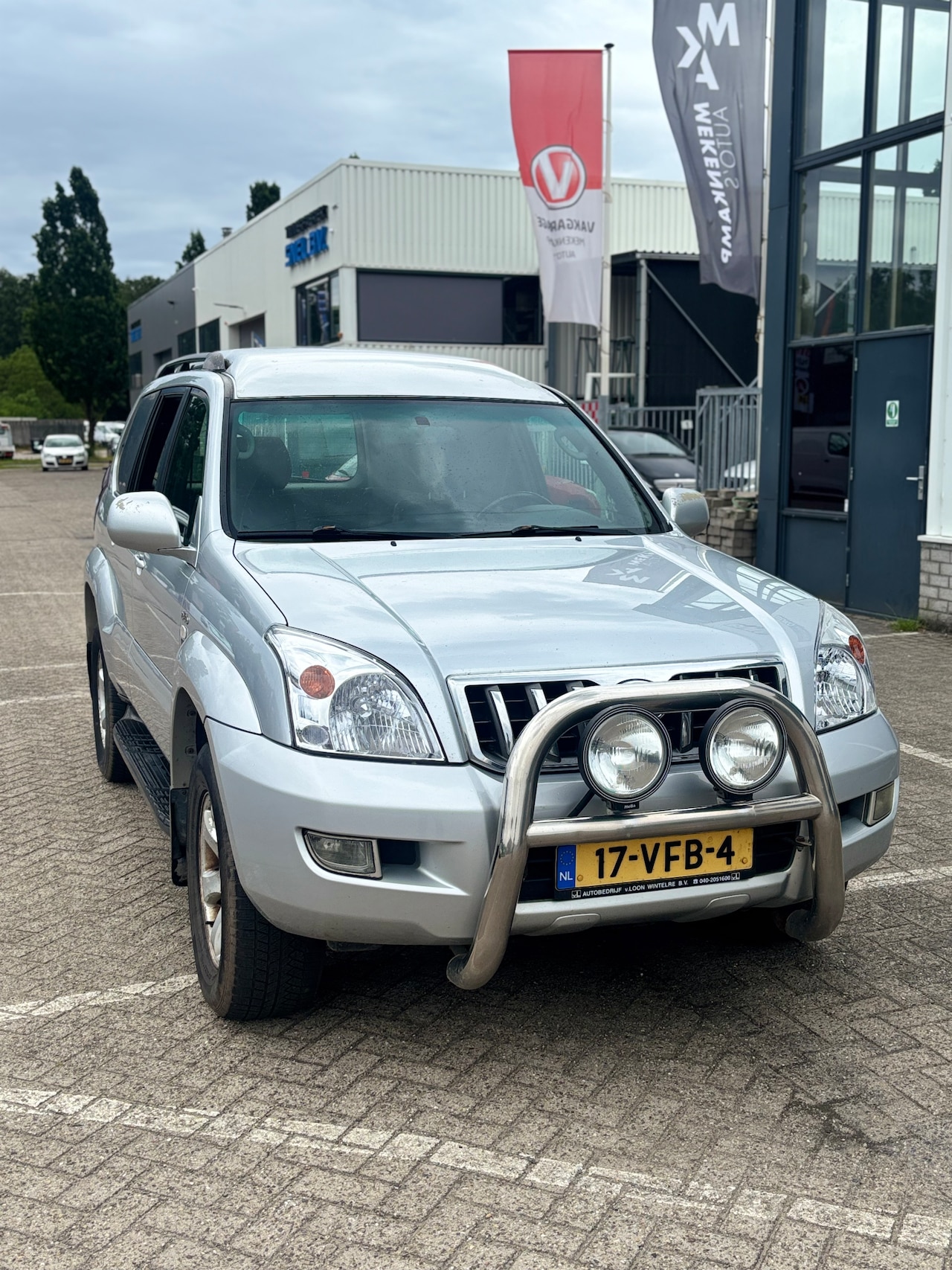 Toyota Land Cruiser - 3.0 D-4D SX HR Window Van - AutoWereld.nl