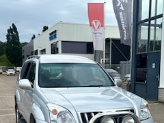 Toyota Land Cruiser - 3.0 D-4D SX HR Window Van