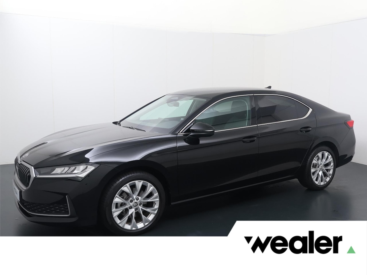 Skoda Superb - First Edition 1.5 TSI | 150 PK | Automaat | Trekhaak wegklapbaar | Massagestoelen | Adapti - AutoWereld.nl