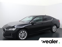 Skoda Superb - First Edition 1.5 TSI | 150 PK | Automaat | Trekhaak wegklapbaar | Massagestoelen | Adapti