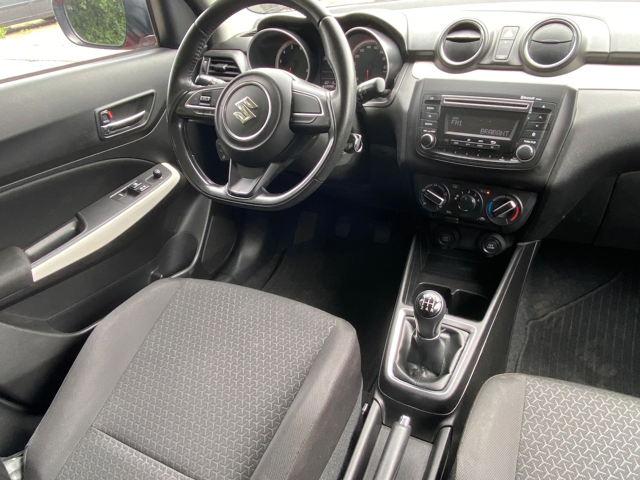 Suzuki Swift - 1.2 Comfort COMPLETE ONDERHOUDSHISTORIE BEKEND - LM VELGEN