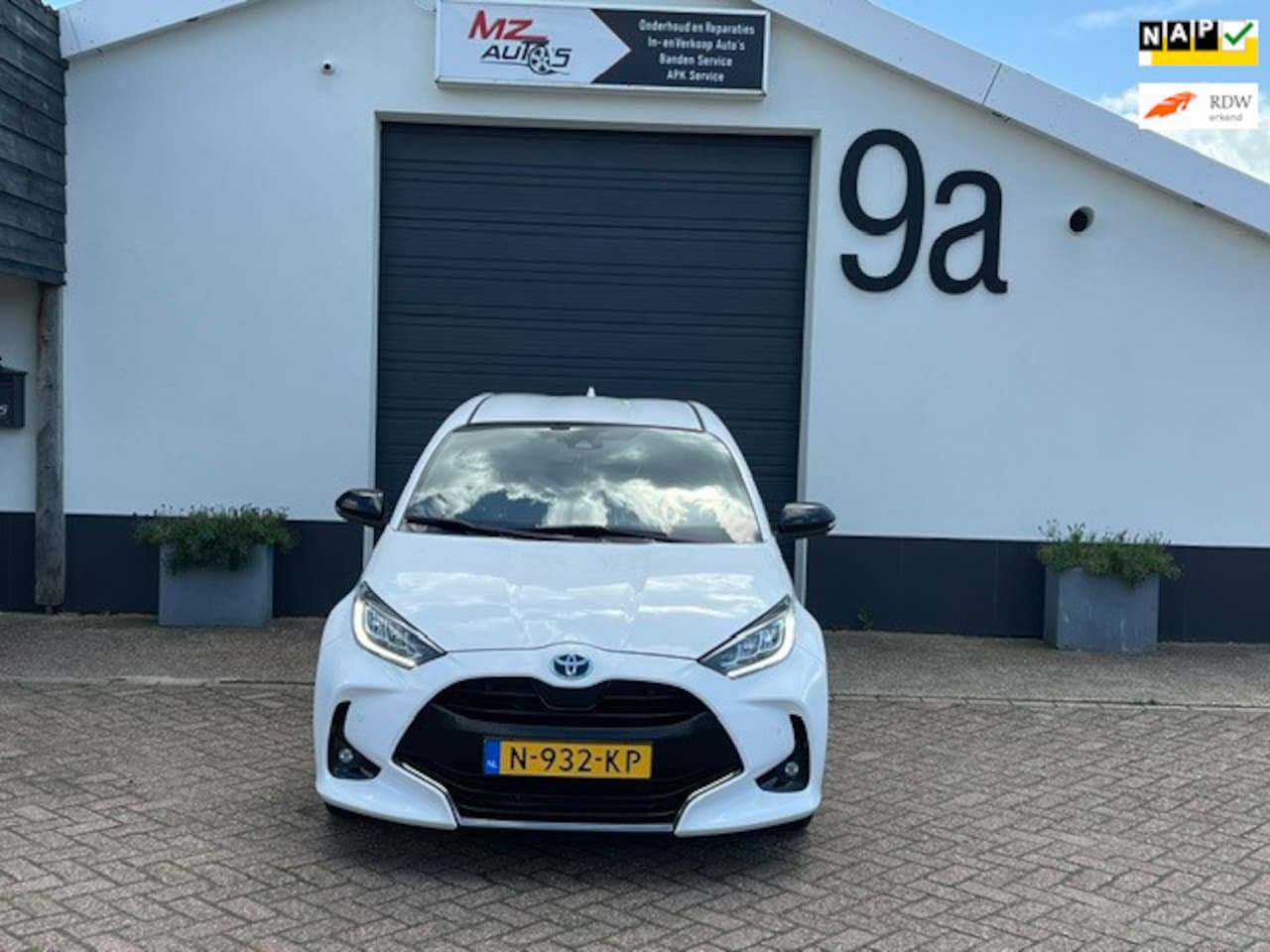 Toyota Yaris - 1.5 Hybrid Executive 1.5 Hybrid Executive - AutoWereld.nl