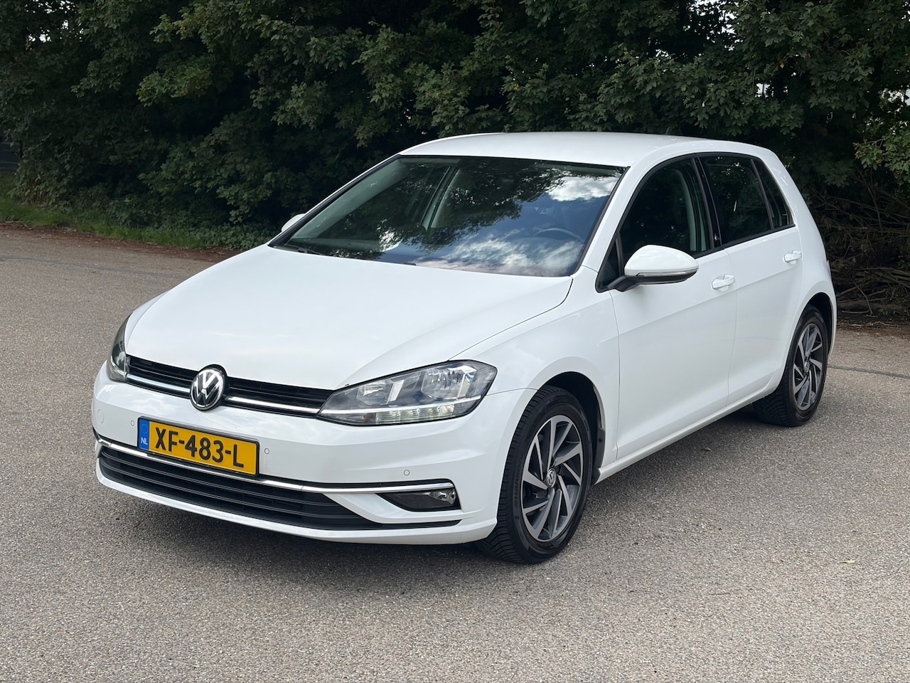 Volkswagen Golf - 1.6 TDI Comfortline NW DISTRIBUTIERIEM! 2018! - AutoWereld.nl
