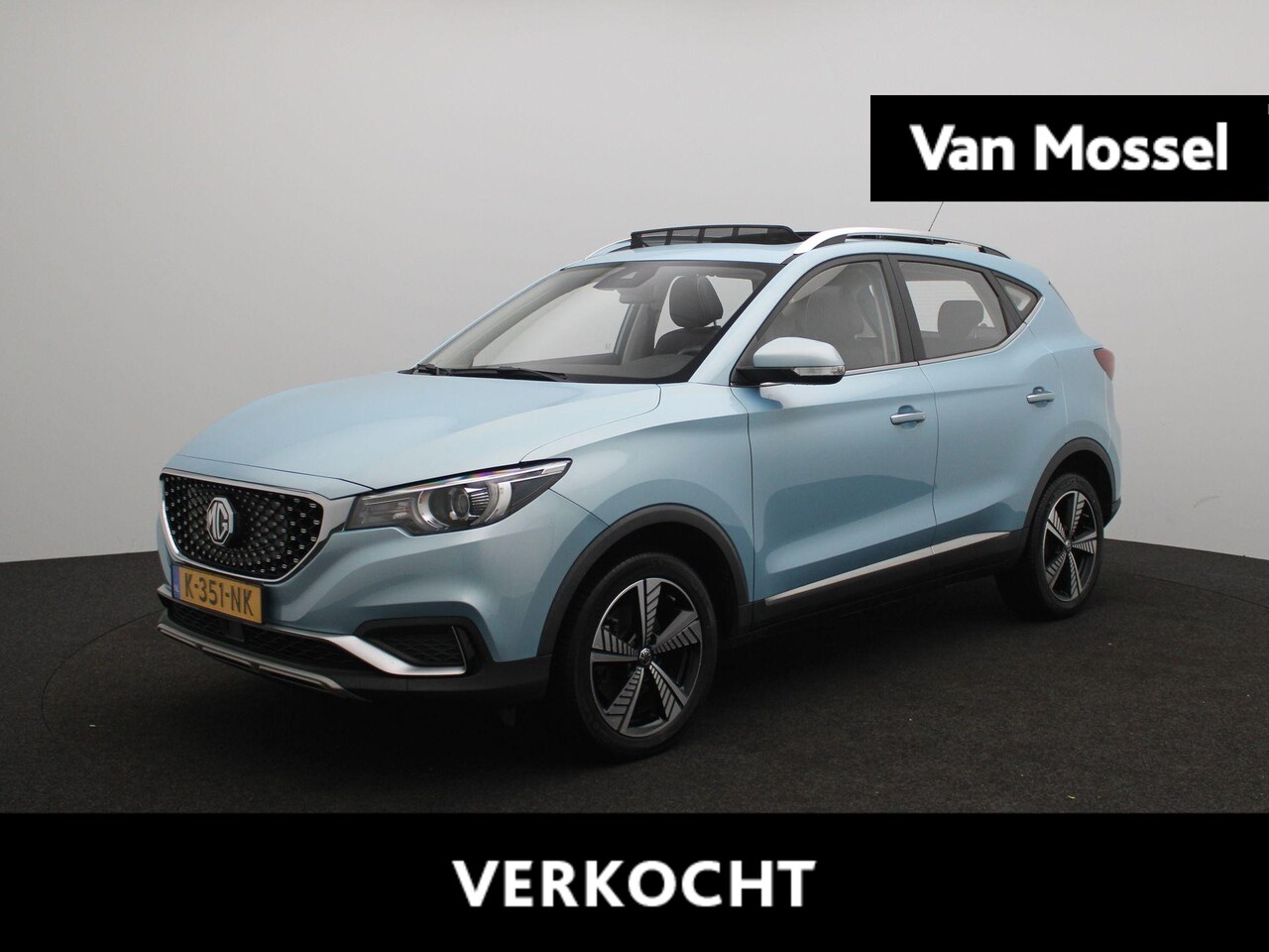 MG ZS - Luxury 45 kWh | Panoramadak | Carplay | Stoelverwarming | Leder | Camera | - AutoWereld.nl