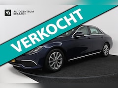 Mercedes-Benz E-klasse - 200 Business Solution (TREKHAAK, STOELVERWARMING, SFEERVERLICHTING, ELEKTR STOELEN, CAMERA