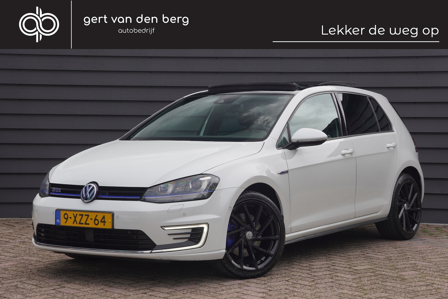 Volkswagen Golf - 1.4 TSI GTE - PANODAK - LEDER - CLIMA - ADAPT. CRUISE - PDC V+A - - AutoWereld.nl