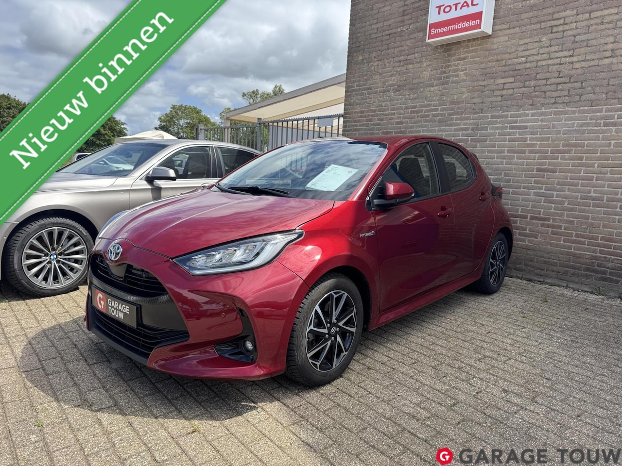 Toyota Yaris - 1.5 Hybrid Iconic - AutoWereld.nl