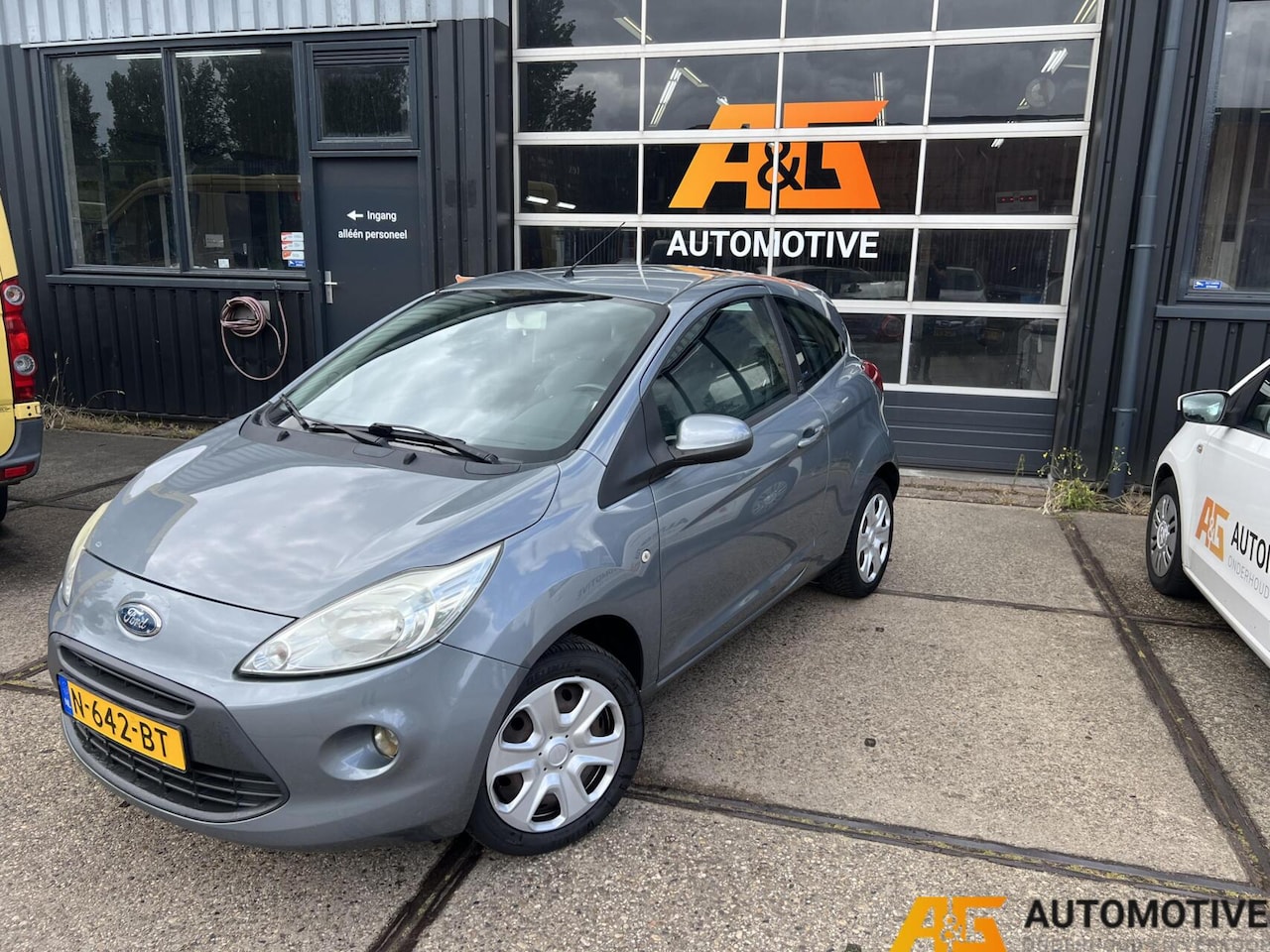 Ford Ka - 1.2 2009 Grijs | Airco | - AutoWereld.nl