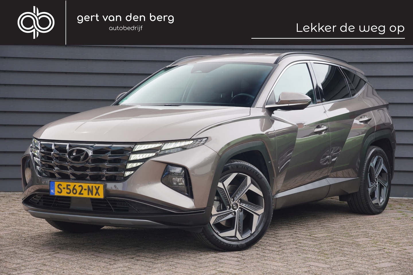 Hyundai Tucson - 1.6 T-GDI PHEV Comfort Smart 4WD - CAMERA - TREKHAAK - CARPLAY - KEYLESS - - AutoWereld.nl