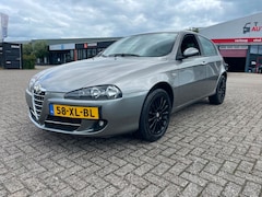 Alfa Romeo 147 - 1.6 T.Spark Veloce Business 115000 km