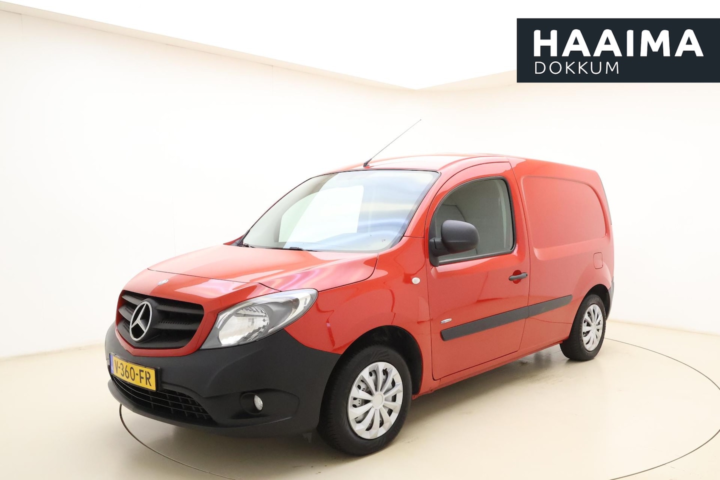 Mercedes-Benz Citan - 108 CDI BlueEFFICIENCY Trekhaak | Schuifdeur rechts | Start/stop systeem | - AutoWereld.nl