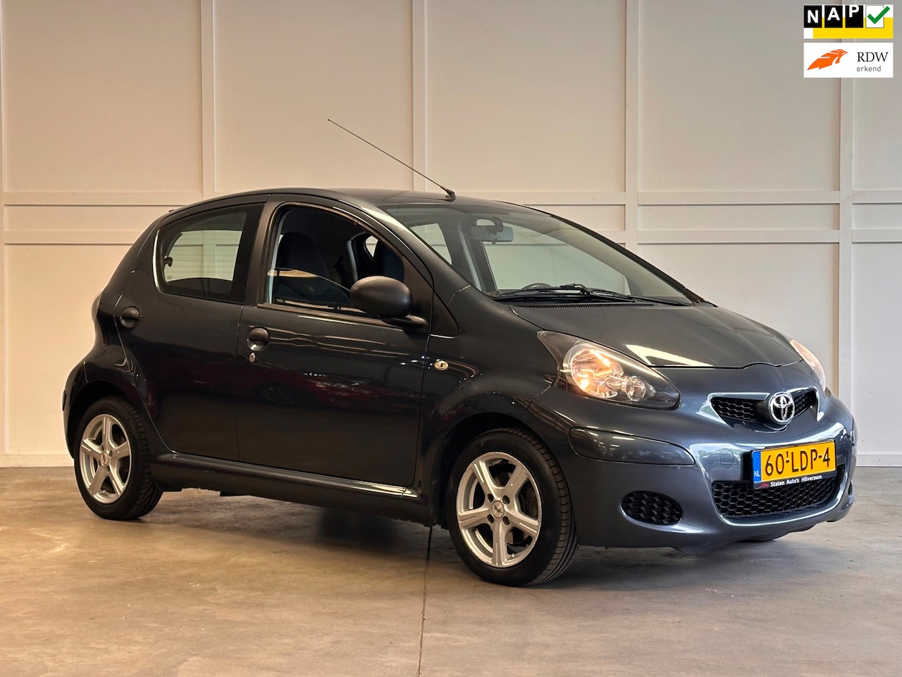 Toyota Aygo - 1.0-12V Access / 80.638KM NaP / Airco / - AutoWereld.nl