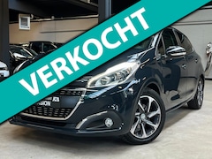 Peugeot 208 - 1.2 PureTech Signature /Led/Carplay/PDC