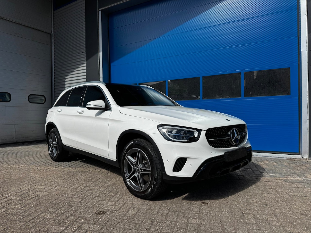 Mercedes-Benz GLC-klasse - 300 4MATIC Premium Plus *AMG-Line* - AutoWereld.nl