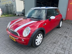 MINI 3-Deurs - 1.6 One Salt