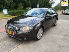 Audi A3 Sportback - 2.0 FSI Ambition + TREKHAAK