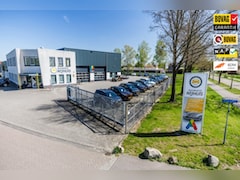 Citroën C3 - 1.2 VTi Collection / CLimate Control / Cruise Control / Telefoon / Navigatie / PDC voor