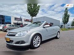 Opel Astra TwinTop - 1.8 Cosmo CABRIO AUT NAVI PSENSOR LEDER CRUISE TREKHAAK 2 X SLEUTELS