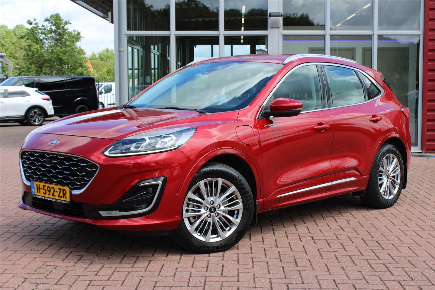 Ford Kuga - Vignale 2.5 PHEV Automaat 225pk, Driver Assistance, Winter en Technology Pack, Trekhaak - AutoWereld.nl