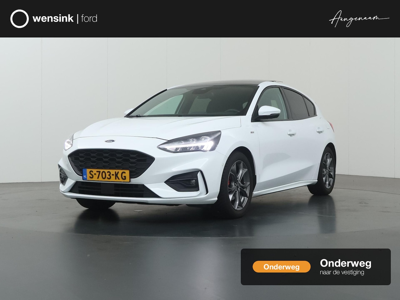 Ford Focus - 1.0 EcoBoost St Line | Trekhaak | Panoramadak | Winterpakket | Cruise Control Adaptief | P - AutoWereld.nl