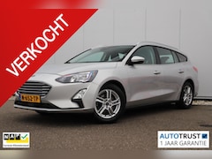 Ford Focus Wagon - 1.0 EcoBoost Trend Edition Business Navigatie Achteruitrijcamera Carplay Android Parkeerse