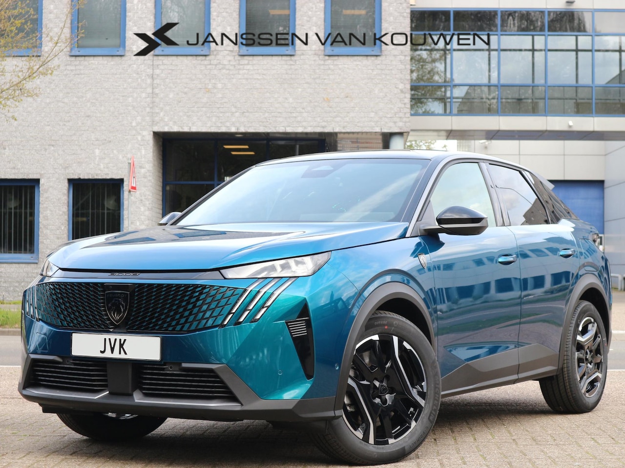 Peugeot 3008 - 1.2 Hybrid 145 GT / 360 Camera / Navigatie / Elektrische Klep - AutoWereld.nl