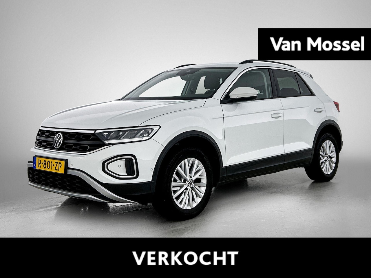 Volkswagen T-Roc - 1.5 TSI Life 75 Edition | 150 PK | Automaat | Trekhaak | Digitale cockpitscherm | Parkeers - AutoWereld.nl