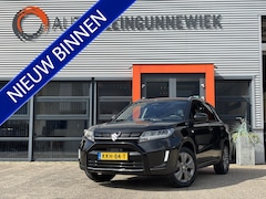 Suzuki Vitara - 1.5 Hybrid Select / Allseason Banden / Navi / Stoelverwarming / Applecarplay/AndroidAuto /