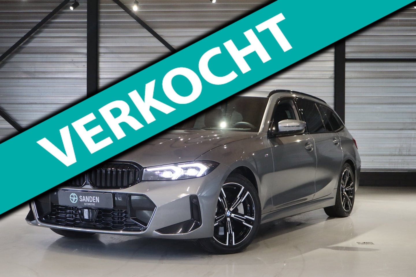 BMW 3-serie Touring - 330i xDrive M SPORT|Automaat|LED|Camera|Navi|Sfeerverlichting|HIFI|Alarm|19inch - AutoWereld.nl