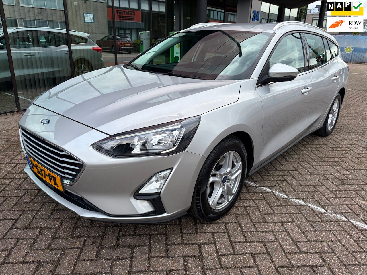 Ford Focus Wagon - 1.0 EcoBoost Edition Business / Xenon / Apple/Android Carplay / Camera / LED - AutoWereld.nl