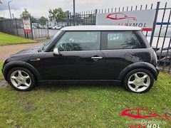 MINI 3-Deurs - 1.6 Cooper