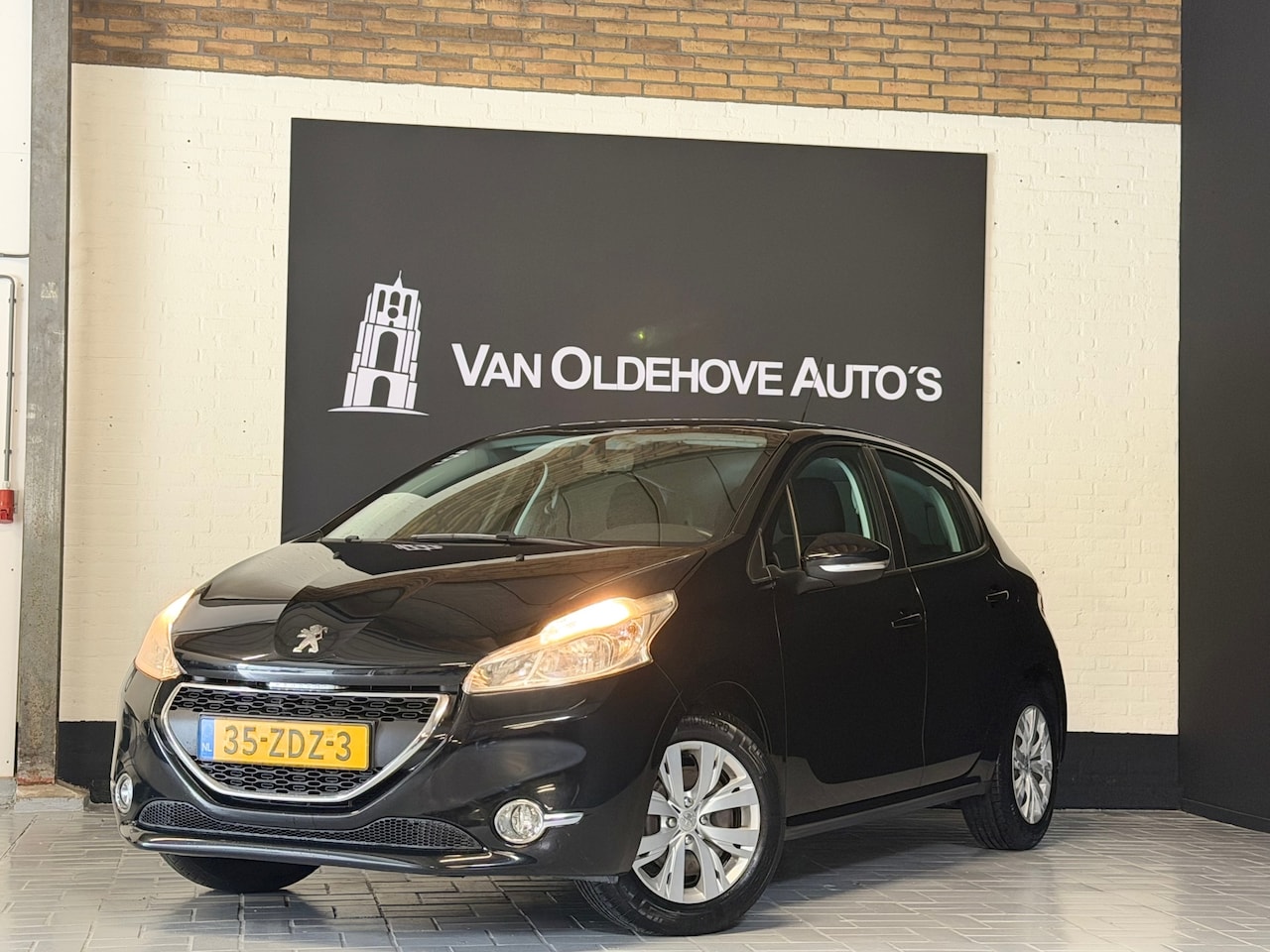 Peugeot 208 - 1.2 VTi Access NL Auto 5-DRS Airco|Cruise - AutoWereld.nl