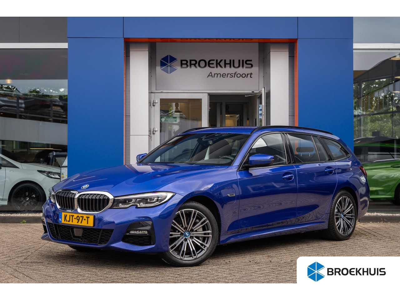 BMW 3-serie Touring - 330e Business Edition Plus | M-pakket | Cruise adaptief | Laser LED | Stoel+stuur verwarmi - AutoWereld.nl