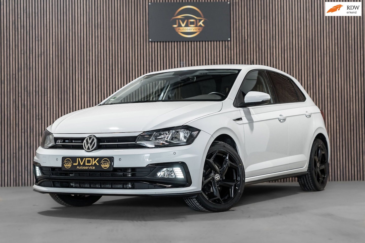 Volkswagen Polo - 1.0 TSI R-line DSG LED NAVI CAMERA CRUISE - AutoWereld.nl