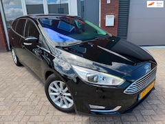 Ford Focus Wagon - 1.0 Titanium / Navi / Carplay / PDC / Park Assist / LED / Clima / Cruise / NAP