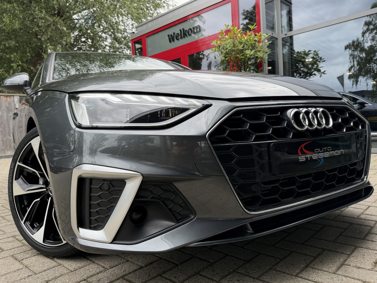 Audi A4 Avant - 35 TFSI AUT. *!* 2x S-LINE *!* VIRTUAL/ LED/ 19 INCH/ CARPLAY/ 19 DKM *!* - AutoWereld.nl